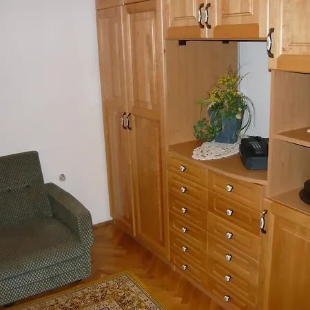 Kaman Pince Alsópáhok