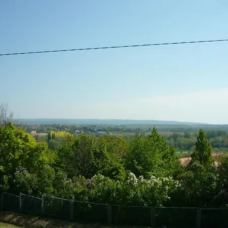 Kaman Pince Alsópáhok