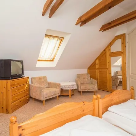 Kaman Pince Apartamento Alsópáhok