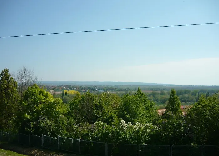 Kaman Pince Alsópáhok